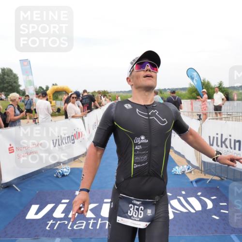 22.06.2025 - Viking Triathlon MichiJ http://msf.ph/oto/8125705 22.06.2025 15:21:02 Ziel 356 meine-sportfotos.de