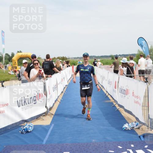 22.06.2025 - Viking Triathlon MichiJ http://msf.ph/oto/8125792 22.06.2025 15:16:51 Ziel 41, 390 meine-sportfotos.de