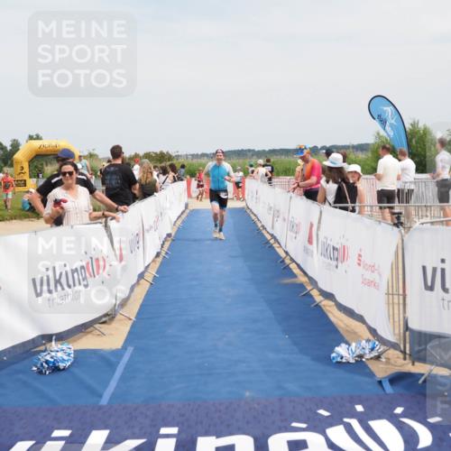 22.06.2025 - Viking Triathlon MichiJ http://msf.ph/oto/8125846 22.06.2025 15:16:55 Ziel 41, 390 meine-sportfotos.de