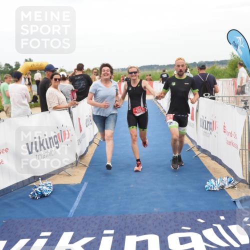 22.06.2025 - Viking Triathlon MichiJ http://msf.ph/oto/8125850 22.06.2025 15:21:35 Ziel 606 meine-sportfotos.de