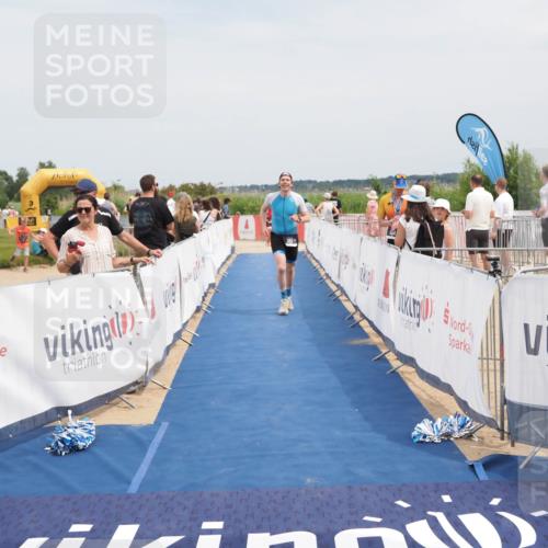 22.06.2025 - Viking Triathlon MichiJ http://msf.ph/oto/8125863 22.06.2025 15:16:56 Ziel 41, 390 meine-sportfotos.de