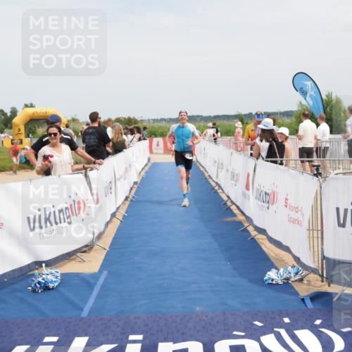 22.06.2025 - Viking Triathlon MichiJ http://msf.ph/oto/8125868 22.06.2025 15:16:56 Ziel 41, 390 meine-sportfotos.de