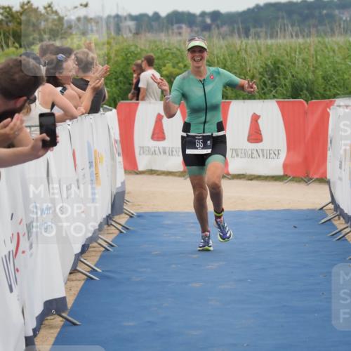 22.06.2025 - Viking Triathlon MichiJ http://msf.ph/oto/8125894 22.06.2025 15:22:19 Ziel 65 meine-sportfotos.de