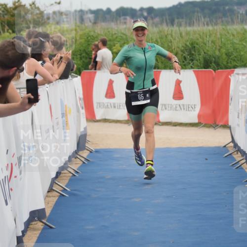 22.06.2025 - Viking Triathlon MichiJ http://msf.ph/oto/8125897 22.06.2025 15:22:19 Ziel 65 meine-sportfotos.de