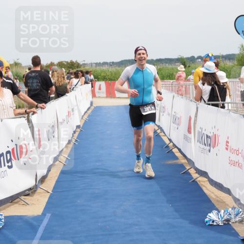 22.06.2025 - Viking Triathlon MichiJ http://msf.ph/oto/8125899 22.06.2025 15:16:57 Ziel 390 meine-sportfotos.de