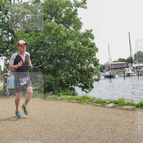 22.06.2025 - Viking Triathlon KatJ http://msf.ph/oto/8125909 22.06.2025 13:45:11 Laufen 207 meine-sportfotos.de