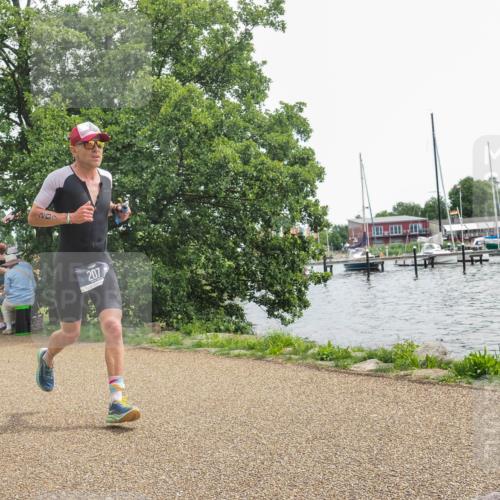 22.06.2025 - Viking Triathlon KatJ http://msf.ph/oto/8125914 22.06.2025 13:45:11 Laufen 207 meine-sportfotos.de