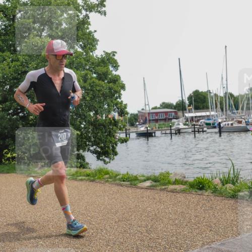 22.06.2025 - Viking Triathlon KatJ http://msf.ph/oto/8125924 22.06.2025 13:45:12 Laufen 207 meine-sportfotos.de