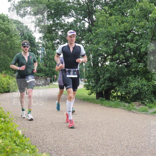 22.06.2025 - Viking Triathlon KatJ http://msf.ph/oto/8125940 22.06.2025 15:28:42 Laufen 97, 186, 460 meine-sportfotos.de