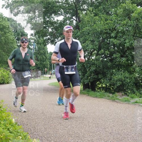 22.06.2025 - Viking Triathlon KatJ http://msf.ph/oto/8125954 22.06.2025 15:28:42 Laufen 97, 186, 460 meine-sportfotos.de