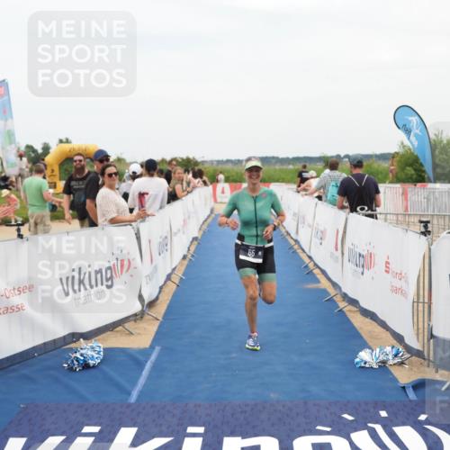 22.06.2025 - Viking Triathlon MichiJ http://msf.ph/oto/8126010 22.06.2025 15:22:22 Ziel 65 meine-sportfotos.de