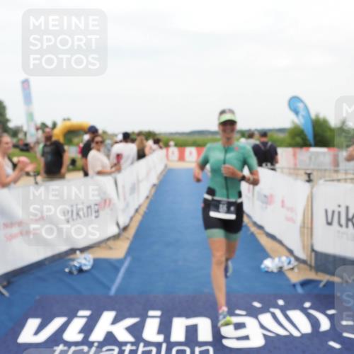 22.06.2025 - Viking Triathlon MichiJ http://msf.ph/oto/8126034 22.06.2025 15:22:23 Ziel 65 meine-sportfotos.de