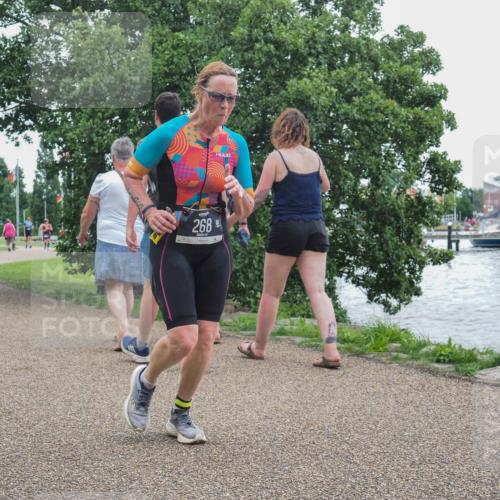 22.06.2025 - Viking Triathlon KatJ http://msf.ph/oto/8126036 22.06.2025 15:28:48 Laufen 268 meine-sportfotos.de