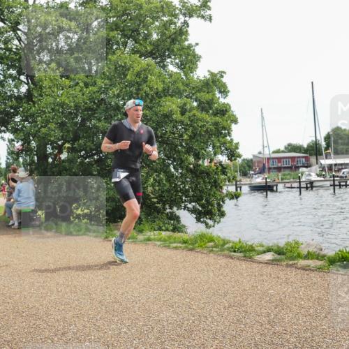 22.06.2025 - Viking Triathlon KatJ http://msf.ph/oto/8126045 22.06.2025 13:45:26 Laufen 187 meine-sportfotos.de