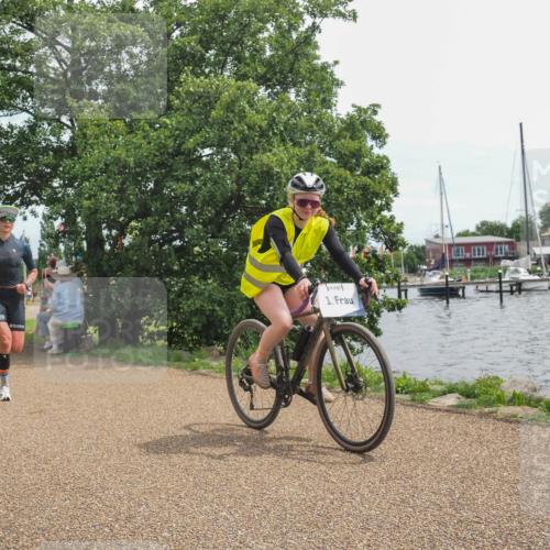 22.06.2025 - Viking Triathlon KatJ http://msf.ph/oto/8126070 22.06.2025 13:45:30 Laufen 15, 187, 556 meine-sportfotos.de
