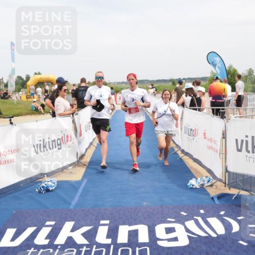 22.06.2025 - Viking Triathlon MichiJ http://msf.ph/oto/8126074 22.06.2025 15:17:14 Ziel 253, 657 meine-sportfotos.de