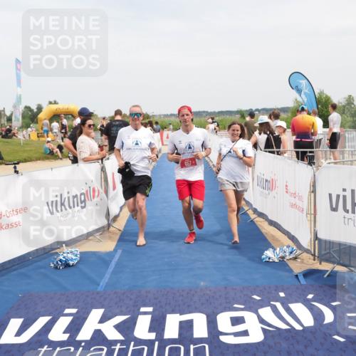22.06.2025 - Viking Triathlon MichiJ http://msf.ph/oto/8126077 22.06.2025 15:17:14 Ziel 253, 657 meine-sportfotos.de