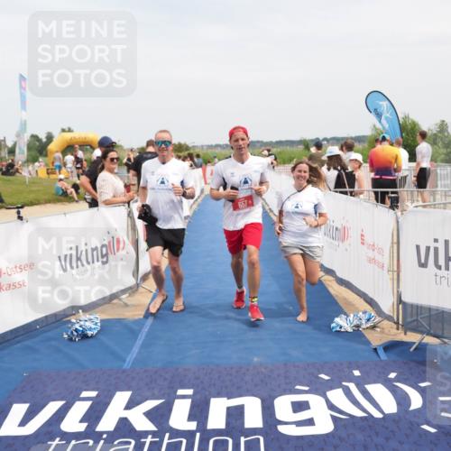 22.06.2025 - Viking Triathlon MichiJ http://msf.ph/oto/8126080 22.06.2025 15:17:14 Ziel 253, 657 meine-sportfotos.de