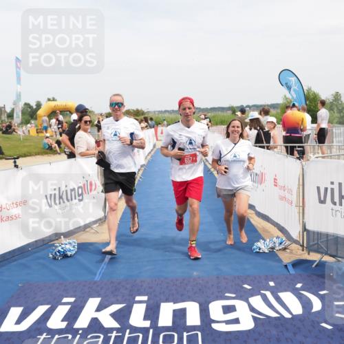 22.06.2025 - Viking Triathlon MichiJ http://msf.ph/oto/8126084 22.06.2025 15:17:14 Ziel 253, 657 meine-sportfotos.de
