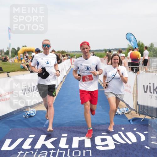 22.06.2025 - Viking Triathlon MichiJ http://msf.ph/oto/8126096 22.06.2025 15:17:15 Ziel 253, 657 meine-sportfotos.de