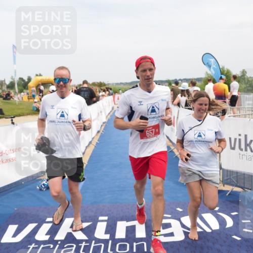 22.06.2025 - Viking Triathlon MichiJ http://msf.ph/oto/8126103 22.06.2025 15:17:15 Ziel 253, 657 meine-sportfotos.de
