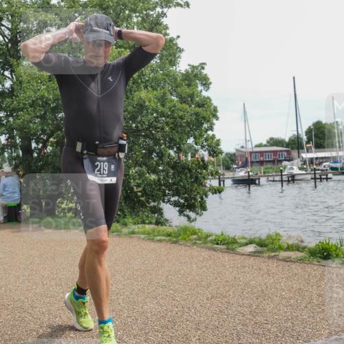 22.06.2025 - Viking Triathlon KatJ http://msf.ph/oto/8126131 22.06.2025 13:45:34 Laufen 15, 219, 556 meine-sportfotos.de