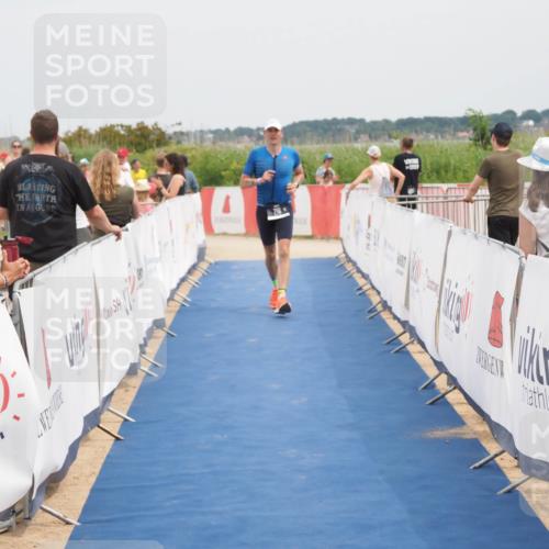 22.06.2025 - Viking Triathlon MichiJ http://msf.ph/oto/8126133 22.06.2025 15:17:30 Ziel 216 meine-sportfotos.de
