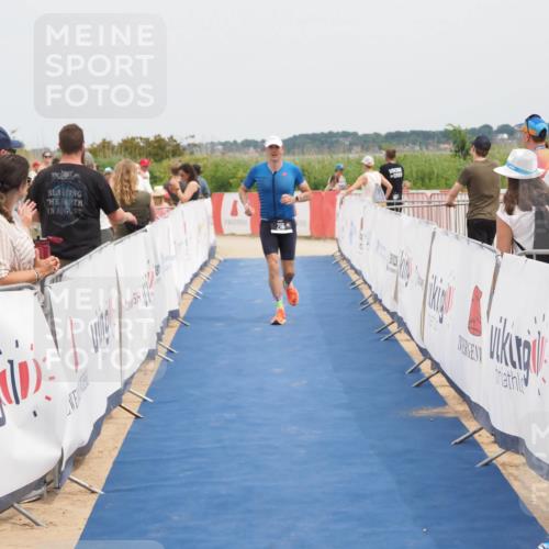 22.06.2025 - Viking Triathlon MichiJ http://msf.ph/oto/8126148 22.06.2025 15:17:30 Ziel 216 meine-sportfotos.de