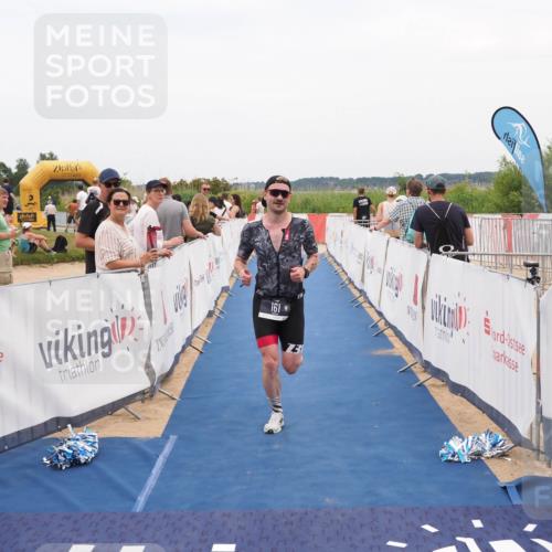 22.06.2025 - Viking Triathlon MichiJ http://msf.ph/oto/8126153 22.06.2025 15:22:37 Ziel 161 meine-sportfotos.de
