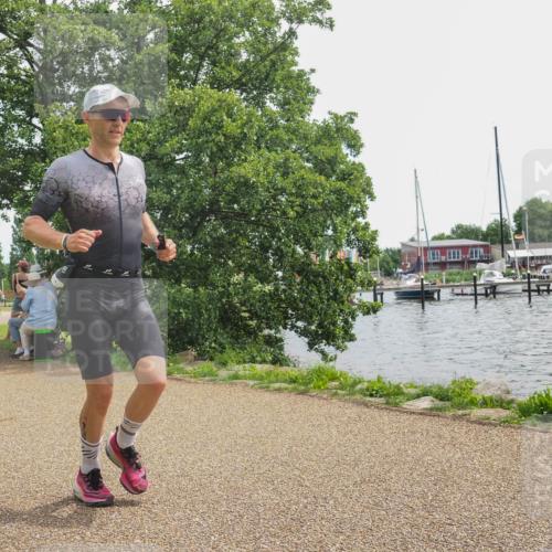22.06.2025 - Viking Triathlon KatJ http://msf.ph/oto/8126158 22.06.2025 13:45:40 Laufen 132 meine-sportfotos.de