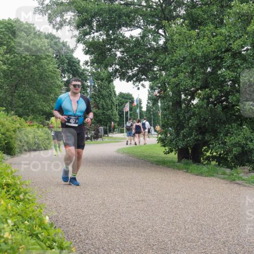 22.06.2025 - Viking Triathlon KatJ http://msf.ph/oto/8126160 22.06.2025 15:29:11 Laufen 467 meine-sportfotos.de