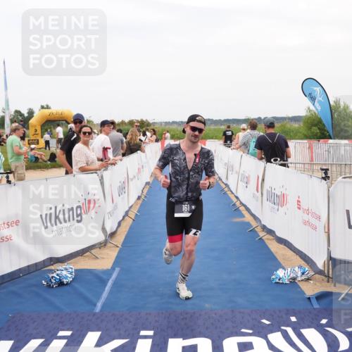 22.06.2025 - Viking Triathlon MichiJ http://msf.ph/oto/8126165 22.06.2025 15:22:37 Ziel 161 meine-sportfotos.de