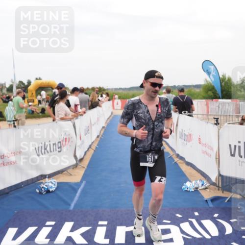 22.06.2025 - Viking Triathlon MichiJ http://msf.ph/oto/8126180 22.06.2025 15:22:37 Ziel 161 meine-sportfotos.de