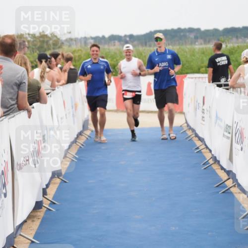 22.06.2025 - Viking Triathlon MichiJ http://msf.ph/oto/8126185 22.06.2025 15:22:52 Ziel 658 meine-sportfotos.de