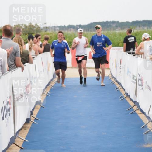 22.06.2025 - Viking Triathlon MichiJ http://msf.ph/oto/8126193 22.06.2025 15:22:52 Ziel 658 meine-sportfotos.de