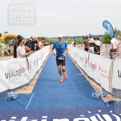 22.06.2025 - Viking Triathlon MichiJ http://msf.ph/oto/8126217 22.06.2025 15:17:33 Ziel 216 meine-sportfotos.de