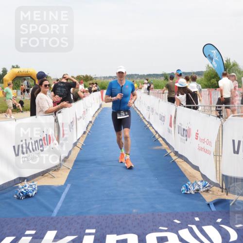 22.06.2025 - Viking Triathlon MichiJ http://msf.ph/oto/8126219 22.06.2025 15:17:33 Ziel 216 meine-sportfotos.de