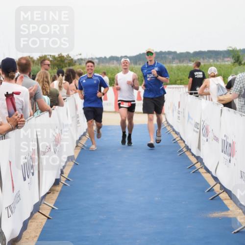 22.06.2025 - Viking Triathlon MichiJ http://msf.ph/oto/8126220 22.06.2025 15:22:53 Ziel 658 meine-sportfotos.de