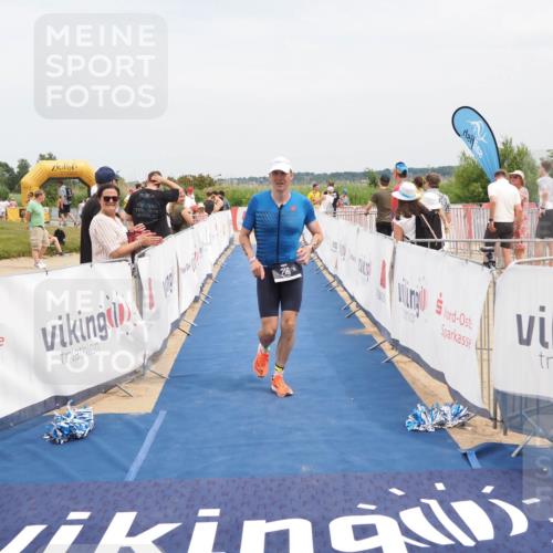 22.06.2025 - Viking Triathlon MichiJ http://msf.ph/oto/8126224 22.06.2025 15:17:33 Ziel 216 meine-sportfotos.de