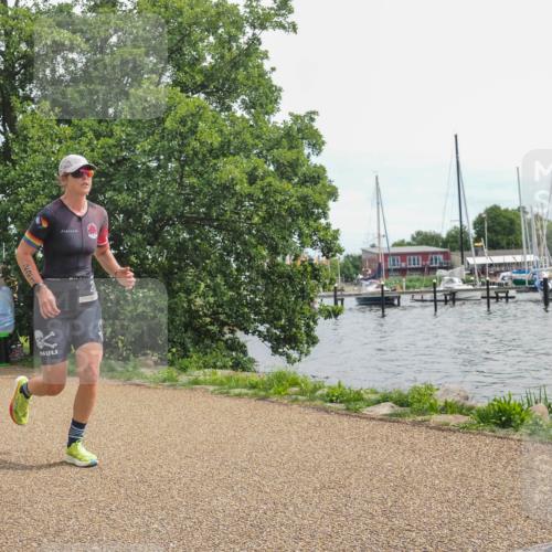 22.06.2025 - Viking Triathlon KatJ http://msf.ph/oto/8126262 22.06.2025 13:45:52 Laufen 221 meine-sportfotos.de