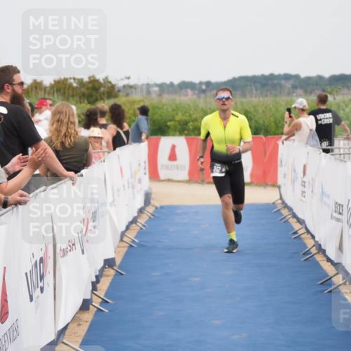 22.06.2025 - Viking Triathlon MichiJ http://msf.ph/oto/8126288 22.06.2025 15:17:55 Ziel 312 meine-sportfotos.de