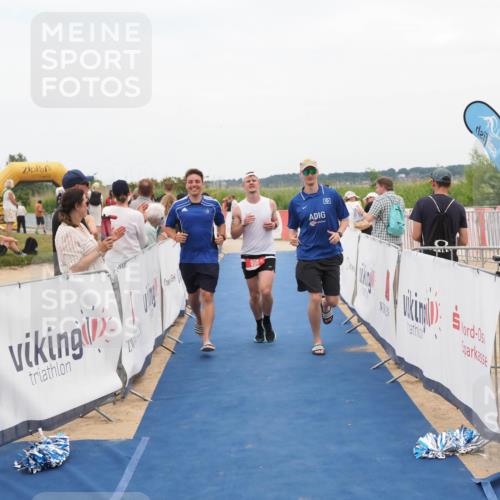 22.06.2025 - Viking Triathlon MichiJ http://msf.ph/oto/8126291 22.06.2025 15:22:55 Ziel 658 meine-sportfotos.de