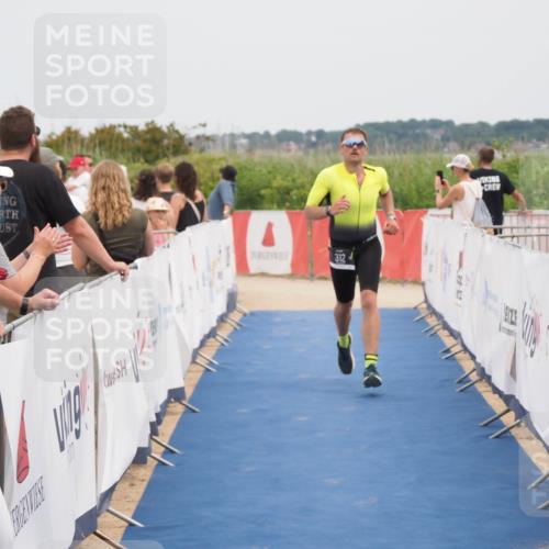 22.06.2025 - Viking Triathlon MichiJ http://msf.ph/oto/8126295 22.06.2025 15:17:56 Ziel 312 meine-sportfotos.de