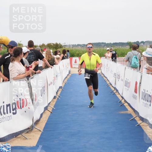 22.06.2025 - Viking Triathlon MichiJ http://msf.ph/oto/8126329 22.06.2025 15:17:57 Ziel 312 meine-sportfotos.de