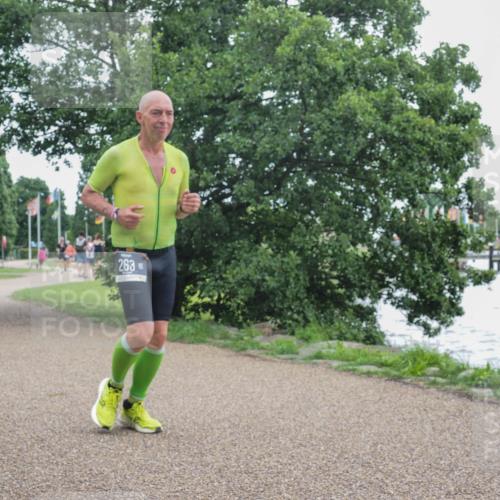 22.06.2025 - Viking Triathlon KatJ http://msf.ph/oto/8126360 22.06.2025 15:29:16 Laufen 263 meine-sportfotos.de