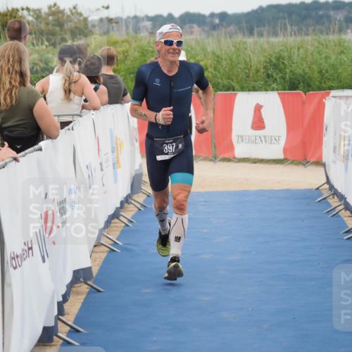 22.06.2025 - Viking Triathlon MichiJ http://msf.ph/oto/8126380 22.06.2025 15:23:12 Ziel 397 meine-sportfotos.de