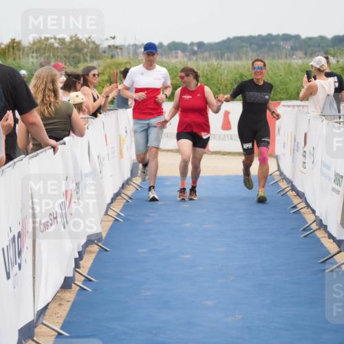 22.06.2025 - Viking Triathlon MichiJ http://msf.ph/oto/8126391 22.06.2025 15:18:05 Ziel 616 meine-sportfotos.de