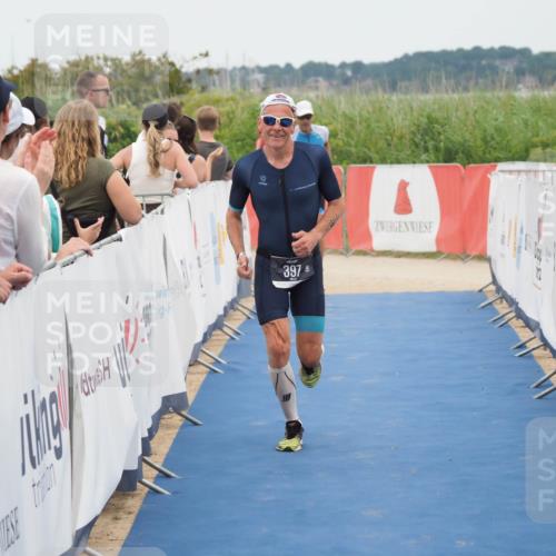 22.06.2025 - Viking Triathlon MichiJ http://msf.ph/oto/8126394 22.06.2025 15:23:13 Ziel 158, 397 meine-sportfotos.de