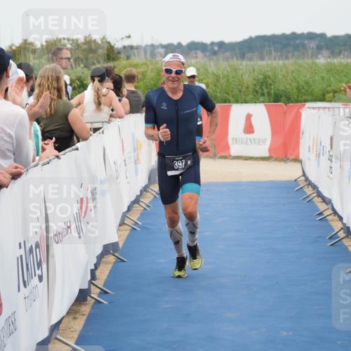 22.06.2025 - Viking Triathlon MichiJ http://msf.ph/oto/8126397 22.06.2025 15:23:13 Ziel 158, 397 meine-sportfotos.de