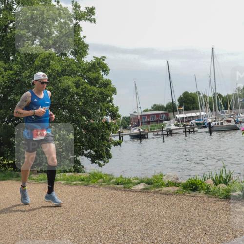22.06.2025 - Viking Triathlon KatJ http://msf.ph/oto/8126419 22.06.2025 13:46:40 Laufen 611 meine-sportfotos.de